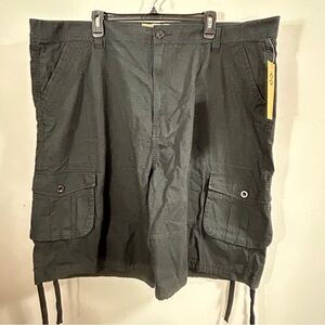 Trees Trails Men's Black Cargo Shorts with Pockets Size 46 NWT